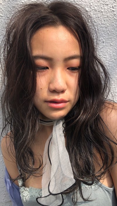 ネイビー寒色系カラーフリンジウェーブ大人かわいいヘアー　担当：granew.jpeg